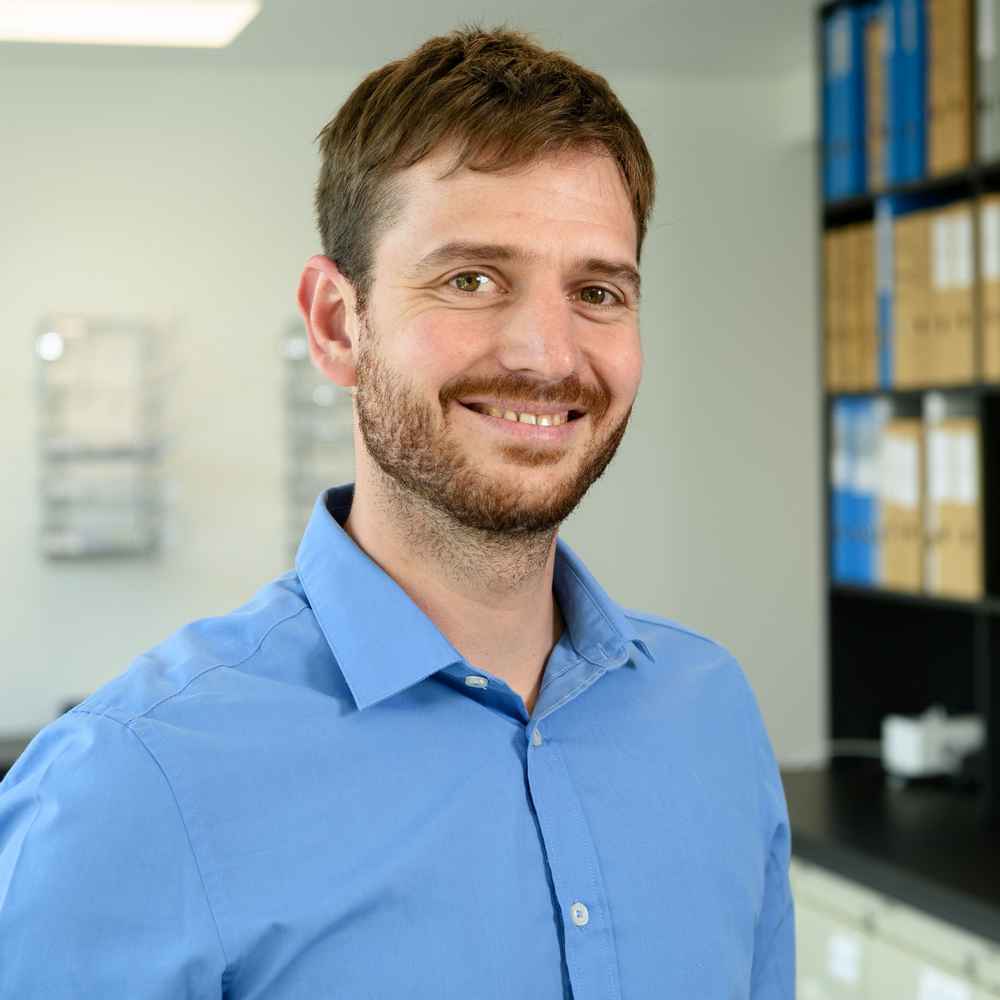 Dr. Daniel Egli